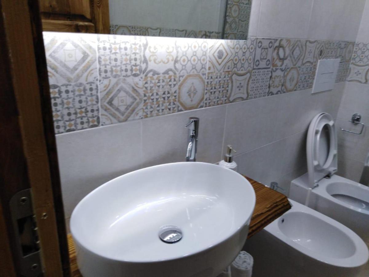 B&B La Pietra Ercolano Buitenkant foto