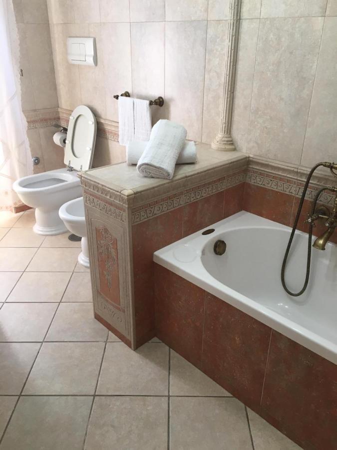 B&B La Pietra Ercolano Buitenkant foto